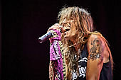 Big-Ones_2019-08-08_014.jpg : Big Ones a tribute to Aerosmith live auf der Festung Ehrenbreitstein, Rheinpuls Festival, Koblenz am 08.08.2019, Bild 14/41