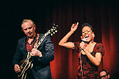 Bonita-Blues-Shacks_2022-02-11_003_Foto-Klaus-Manns.jpg : Bonita & The Blues Shacks, live in concert im Café Hahn am 11.02.2022, Bild 3/32