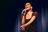 Bonita-Blues-Shacks_2022-02-11_005_Foto-Klaus-Manns.jpg : Bonita & The Blues Shacks, live in concert im Café Hahn am 11.02.2022, Bild 5/32