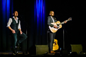 Bookends_2018-03-10_KlM_009.jpg : Bookends - Simon & Garfunkel Through the Years Tour 2018, Bild 9/21