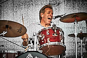 D-Kings-Club-Band_2020-08-23_017.jpg : D. King's Club Band Konzert am 23.08.2020 beim Open-Air Kultur-Picknick Wirges, Bild 17/39