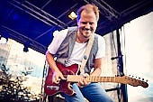 D-Kings-Club-Band_2020-08-23_025.jpg : D. King's Club Band Konzert am 23.08.2020 beim Open-Air Kultur-Picknick Wirges, Bild 25/39