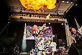 Die-Toten-Aerzte_2019-08-01_003.jpg : Die Toten Ärzte live auf der Festung Ehrenbreitstein, Rheinpuls Festival, Koblenz am 01.08.2019, Bild 3/54