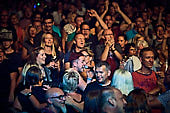 Die-Toten-Aerzte_2019-08-01_041.jpg : Die Toten Ärzte live auf der Festung Ehrenbreitstein, Rheinpuls Festival, Koblenz am 01.08.2019, Bild 41/54