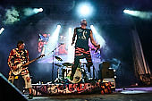 Die-Toten-Aerzte_2019-08-01_042.jpg : Die Toten Ärzte live auf der Festung Ehrenbreitstein, Rheinpuls Festival, Koblenz am 01.08.2019, Bild 42/54