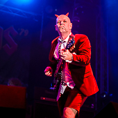 Dirty_Deeds_79_2014-05-02_16.jpg : Dirty Deeds '79, Open Air, Bonn Rheinauenfest 02.05.2014, Bild 16/25