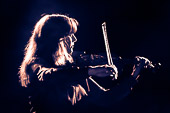 ELO_Klassik_Berlin_String_Ensemble_2016-03-19_010.jpg : ELO Klassik perf. by Phil Bates & Band with Berlin String Ensemble, The Very Best of TOUR 2016, Bild 10/28