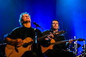 Echoes-Acoustic_2015-12-18_018.jpg : Echoes "Barefoot To The Moon", Zusatzkonzert im Stadttheater Aschaffenburg am 18.12.2015, Bild 18/81