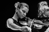 Echoes-Acoustic_2015-12-18_045.jpg : Echoes "Barefoot To The Moon", Zusatzkonzert im Stadttheater Aschaffenburg am 18.12.2015, Bild 45/81