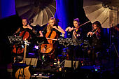 Echoes-Barefoot-To-The-Moon_2020-01-31_035.jpg : ECHOES, Barefoot To The Moon, Pink Floyd Acoustic Concert, Alte Oper Frankfurt, 31.01.2020, Bild 35/60