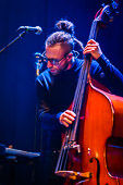 Femme-Schmidt_2016-05-27_013.jpg : Femme Schmidt RAW Tour 2016, Konzert am 27.05.2016 im Café Hahn, Bild 13/25