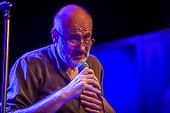 Fish_2014-11-02_16.jpg : Fish Konzert im Café Hahn, 02.11.2014, The Moveable Feast Tour 2014, Bild 16/42