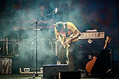 Hubert-von-Goisern_2022-06-22_025_Foto-Klaus-Manns.jpg : Hubert von Goisern: Zeiten & Zeichen Tour 2022, Festung-Ehrenbreitstein, Koblenz am 22.06.2022, Bild 25/37