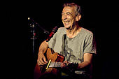 Hubert-von-Goisern_2022-06-22_033_Foto-Klaus-Manns.jpg : Hubert von Goisern: Zeiten & Zeichen Tour 2022, Festung-Ehrenbreitstein, Koblenz am 22.06.2022, Bild 33/37