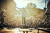 Living-Theory_2019-06-06_030.jpg : Living Theory - Worldwide Linkin Park tribute live auf der Festung Ehrenbreitstein, Rheinpuls Festival, Koblenz am 06.06.2019, Bild 30/42