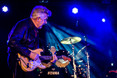 Manfred_Manns_Earth_Band_-_2015-12-11_003.jpg : Manfred Mann's Earth Band, Hunsrückhalle Simmern, 11.12.2015, Bild 3/60