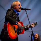 Mariuzz_2015-08-27_009.jpg : Mariuzz, a tribute to Marius Müller-Westernhagen feat. MMW-Band-Legende Markus Winstroer beim Rheinpuls Festival auf der Festung Ehrenbreitstein in Koblenz am 27.08.2015, Bild 9/63