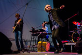 Mariuzz_2015-08-27_013.jpg : Mariuzz, a tribute to Marius Müller-Westernhagen feat. MMW-Band-Legende Markus Winstroer beim Rheinpuls Festival auf der Festung Ehrenbreitstein in Koblenz am 27.08.2015, Bild 13/63