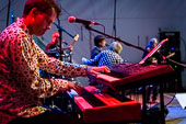 Mariuzz_2015-08-27_028.jpg : Mariuzz, a tribute to Marius Müller-Westernhagen feat. MMW-Band-Legende Markus Winstroer beim Rheinpuls Festival auf der Festung Ehrenbreitstein in Koblenz am 27.08.2015, Bild 28/63