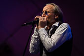 Mariuzz_2015-08-27_032.jpg : Mariuzz, a tribute to Marius Müller-Westernhagen feat. MMW-Band-Legende Markus Winstroer beim Rheinpuls Festival auf der Festung Ehrenbreitstein in Koblenz am 27.08.2015, Bild 32/63