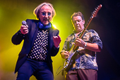 Mariuzz_2015-10-16_007.jpg : Mariuzz (Westernhagen Tribute) beim ESWE ENERGY ROCK 2015 am 16.10.2015, Christian-B?cher-Halle, Wiesbaden, Bild 7/35