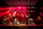 Mercy-Street_2021-07-22_002_Foto-Klaus-Manns.jpg : Mercy Street, a tribute to Peter Gabriel, live beim Rheinpuls-Festival am 22.07.2021, Festung Ehrenbreitstein, Koblenz, Bild 2/53