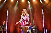 One-Night-With-ABBA_2021-09-02_049_Foto-Klaus-Manns.jpg : One Night With ABBA beim Rheinpuls Festival am 02.09.2021, Festung-Ehrenbreitstein, Koblenz, Bild 32/50