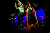 Secret_World_2016-12-30_017.jpg : Secret World, a tribute to Peter Gabriel live Konzert am 30.12.2016 in der Scheuer, Idstein, Bild 17/37