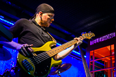 Secret_World_2016-12-30_023.jpg : Secret World, a tribute to Peter Gabriel live Konzert am 30.12.2016 in der Scheuer, Idstein, Bild 23/37