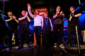 Secret_World_2016-12-30_035.jpg : Secret World, a tribute to Peter Gabriel live Konzert am 30.12.2016 in der Scheuer, Idstein, Bild 35/37