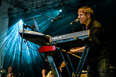Space-Oddity_2017-07-21_025.jpg : Space Oddity - A tribute to David Bowie, live beim Rheinpuls Festival, Festung Ehrenbreitstein, Koblenz am 20.07.2017, Bild 25/32