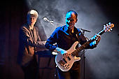 Still_Collins_Sydney_Youngblood_2019-11-23_047.jpg : Still Collins Jahresabschlusskonzert 2019 mit Sydney Youngblood und Bläser-Besetzung am 23.11.2019 in der Stadthalle Troisdorf., Bild 45/64