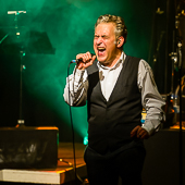 Still-Collins_2015-12-12-004.jpg : Still Collins 20+ Jubil&auml;umsshow mit G&auml;sten im Br&uuml;ckenforum Bonn Beuel am 12.12.2015, Bild 4/73