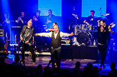 Still-Collins_2015-12-12-013.jpg : Still Collins 20+ Jubil&auml;umsshow mit G&auml;sten im Br&uuml;ckenforum Bonn Beuel am 12.12.2015, Bild 13/73