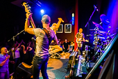 Stingchronicity_2017-09-01_026.jpg : Stingchronicity performing the songs of the Police & Sting live in concert am 01.09.2017 im Café Hahn, Bild 26/30