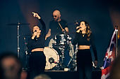The-Robbie-Experience_2022-06-02_008_Foto-Klaus-Manns.jpg : The Robbie Experience - The Ultimate Robbie Williams Tribute Show beim Rheinpuls Festival am 02.06.2022, Festung-Ehrenbreitstein, Koblenz, Bild 8/30