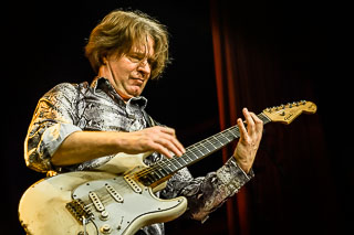 Thomas Blug plays Hendrix, Café Hahn, Koblenz, 12.01.2019