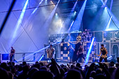 Voelkerball_2014-08-07_73.jpg : V&ouml;lkerball, Rheinpuls Festival 07.08.2014, Bild 73/84