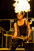 Voelkerball_2015-09-27_022.jpg : V&ouml;lkerball beim REFUGEE AID Benefiz-Festival am 27.09.2015 auf Festung-Ehrenbreitstein, Bild 22/55