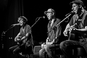 Wingenfelder_2015-01-19_12.jpg :  Wingenfelder kleine Trio Akustik Tour am 19.01.2015 im Cafe Hahn - Koblenz, Bild 12/35