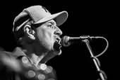 Wingenfelder_2015-01-19_16.jpg :  Wingenfelder kleine Trio Akustik Tour am 19.01.2015 im Cafe Hahn - Koblenz, Bild 16/35