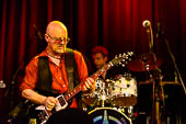 Wishbone_Ash__Cafe_Hahn__2014-01-25__23.jpg : Wishbone Ash - Cafe Hahn, Bild 23/30