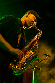 dIRE_sTRATS_2014-05-10_15.jpg : Dire Strats Concert Café Hahn, 10.05.2014, Bild 15/35