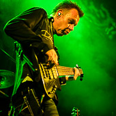dIRE_sTRATS_2014-05-10_18.jpg : Dire Strats Concert Café Hahn, 10.05.2014, Bild 18/35