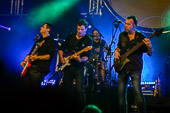 dIRE_sTRATS_2014-08-10_02.jpg : dIRE sTRATS, Festungsmusikfest zu Rhein in Flammen 18.08.2014, Bild 2/52