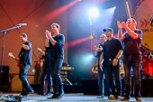 dIRE_sTRATS_2014-08-10_51.jpg : dIRE sTRATS, Festungsmusikfest zu Rhein in Flammen 18.08.2014, Bild 51/52