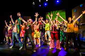 HAIR_Schlosstheater-Neuwied_2016-09-04_021.jpg :  Musical Hair am Schlosstheater Neuwied, Spielzeit 2016/2017, Bild 21/50