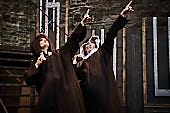 The-Rocky-Horror-Show_BFM-2019-06-26_005.jpg : Szenefoto The Rocky Horror Show, Burgfestspiele Mayen, Spielzeit 2019, Bild 4/103