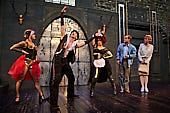 The-Rocky-Horror-Show_BFM-2019-06-26_010.jpg : Szenefoto The Rocky Horror Show, Burgfestspiele Mayen, Spielzeit 2019, Bild 9/103