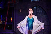 The-Rocky-Horror-Show_BFM-2019-06-26_051.jpg : Szenefoto The Rocky Horror Show, Burgfestspiele Mayen, Spielzeit 2019, Bild 50/103